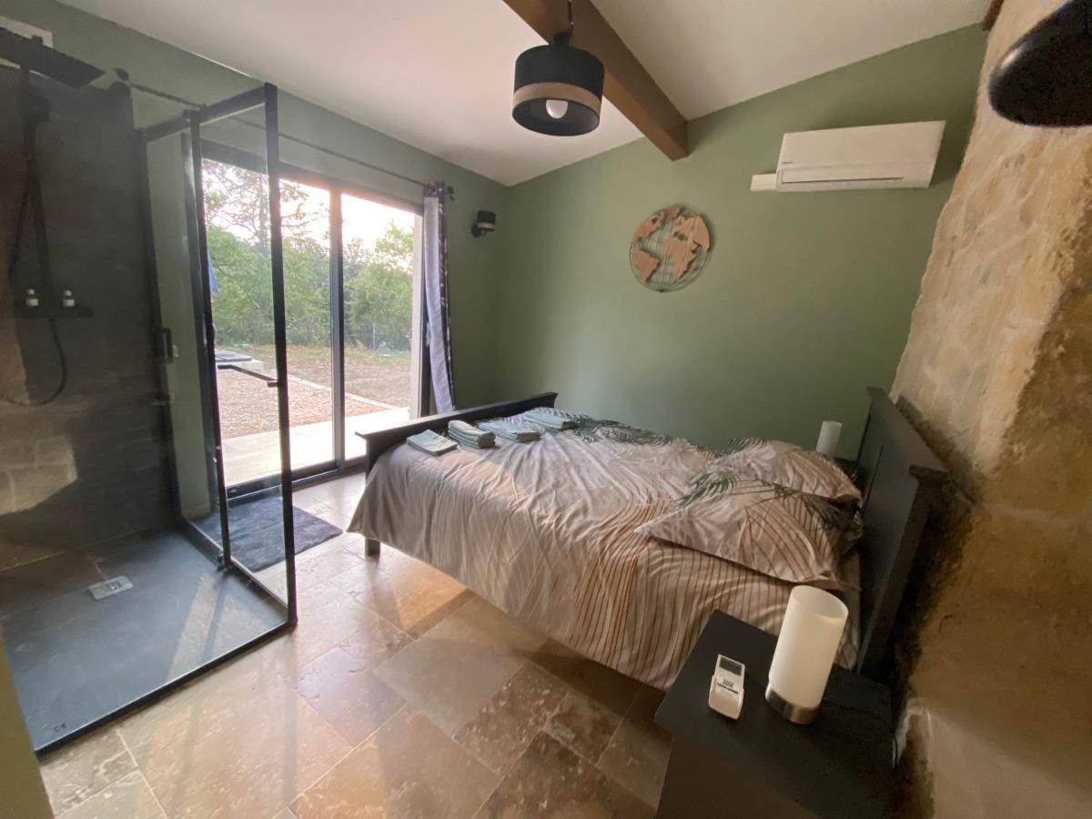 Appartement De Charme Avec Jaccusi Vezenobres Exterior photo